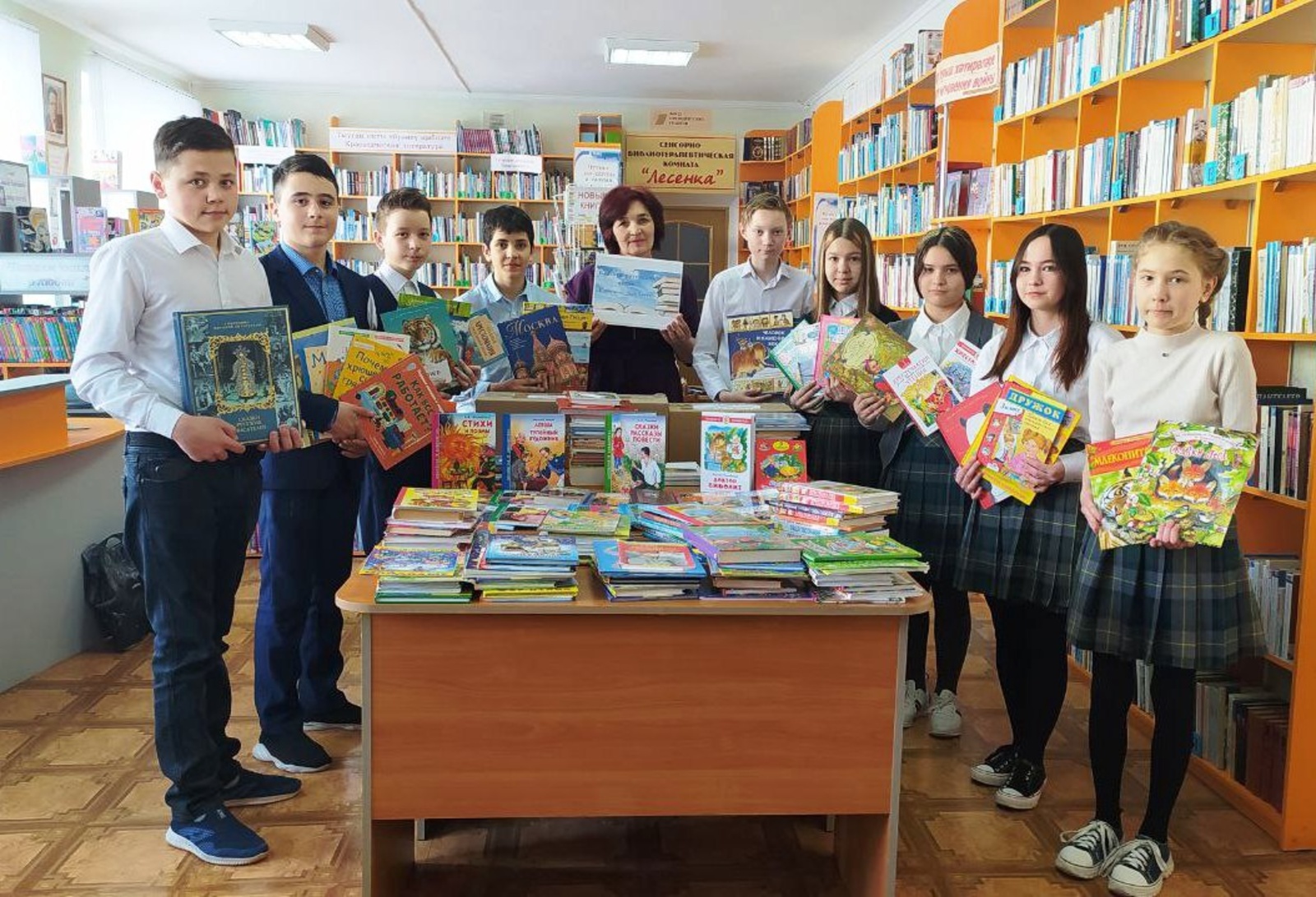 Жители Чекмагушевского района приняли участие в благотворительной акции «Книги -  Донбассу»