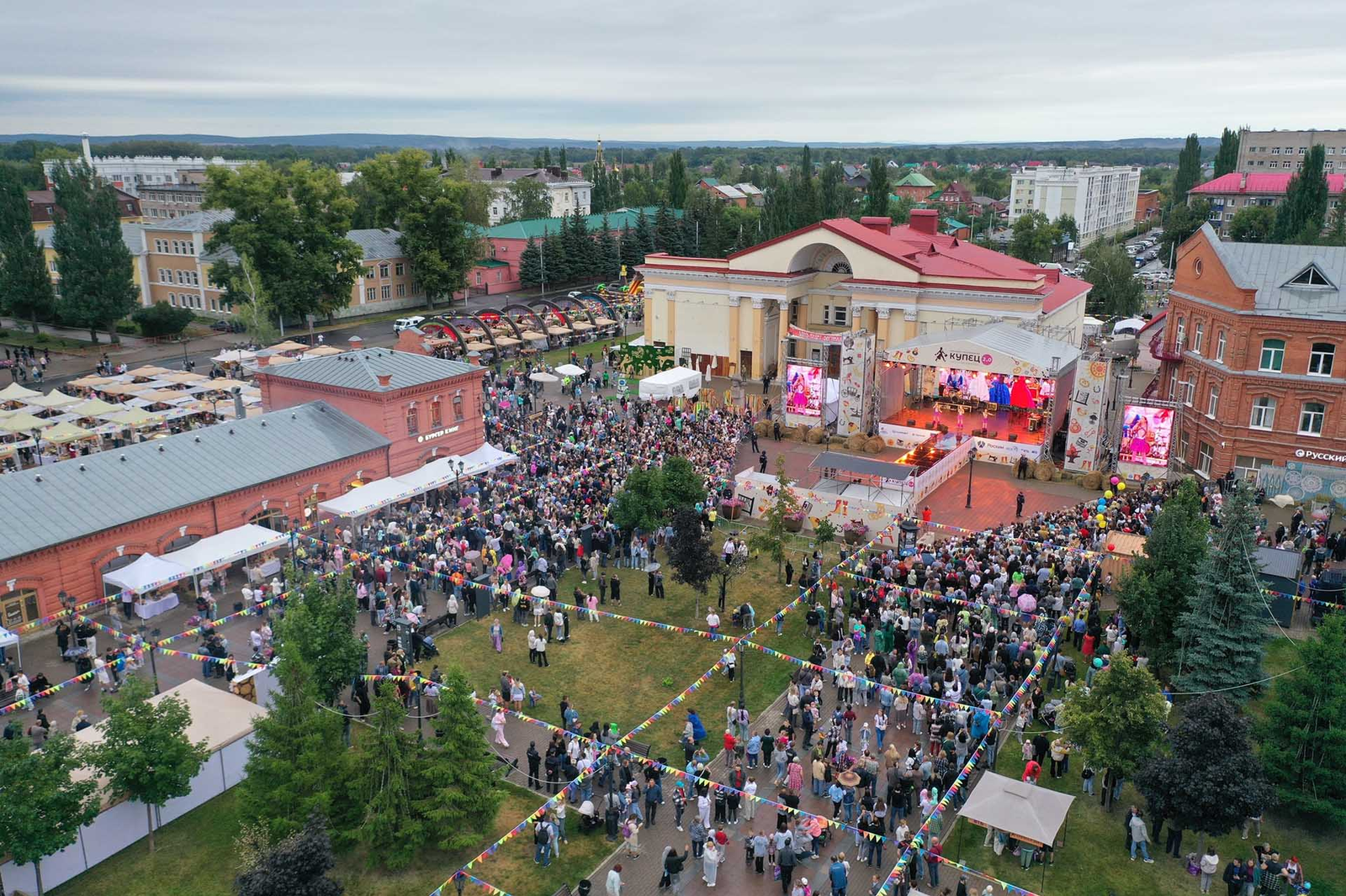 В Башкирии 75 тыс. человек посетили фестиваль гостеприимства «Купец 2.0»