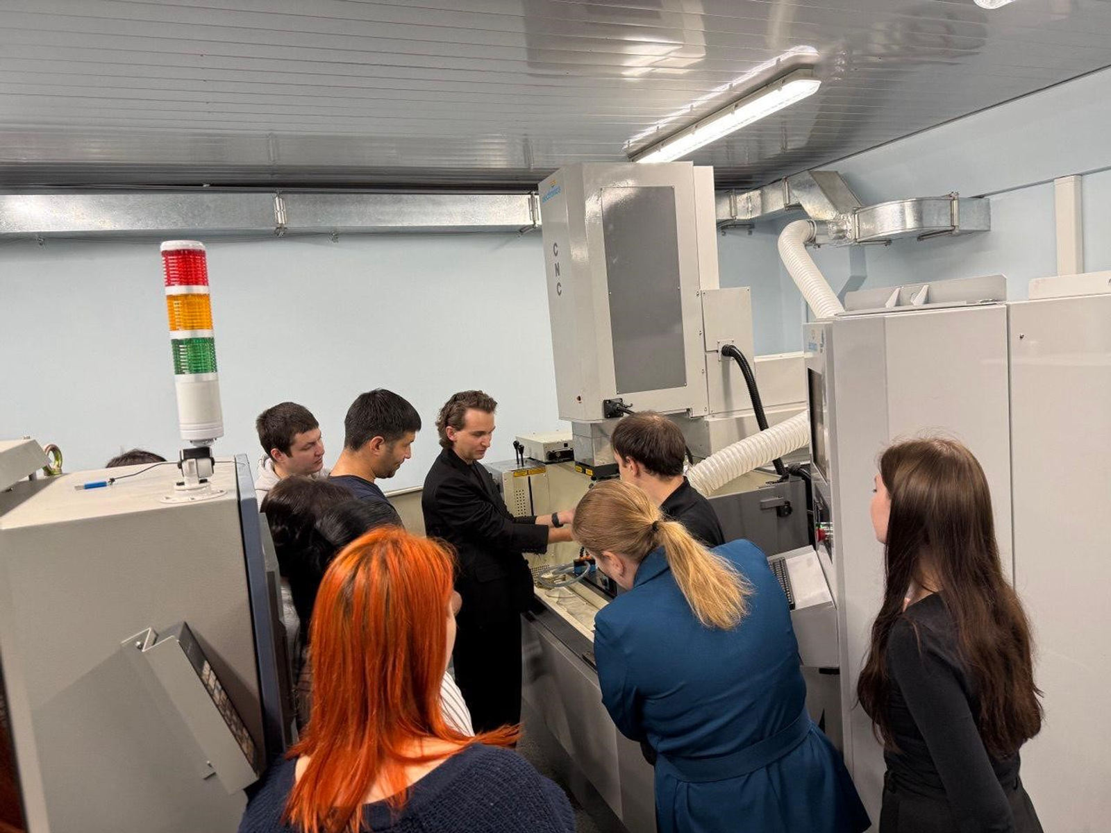 Первым в России начал подготовку студентов по технической микроквалификации