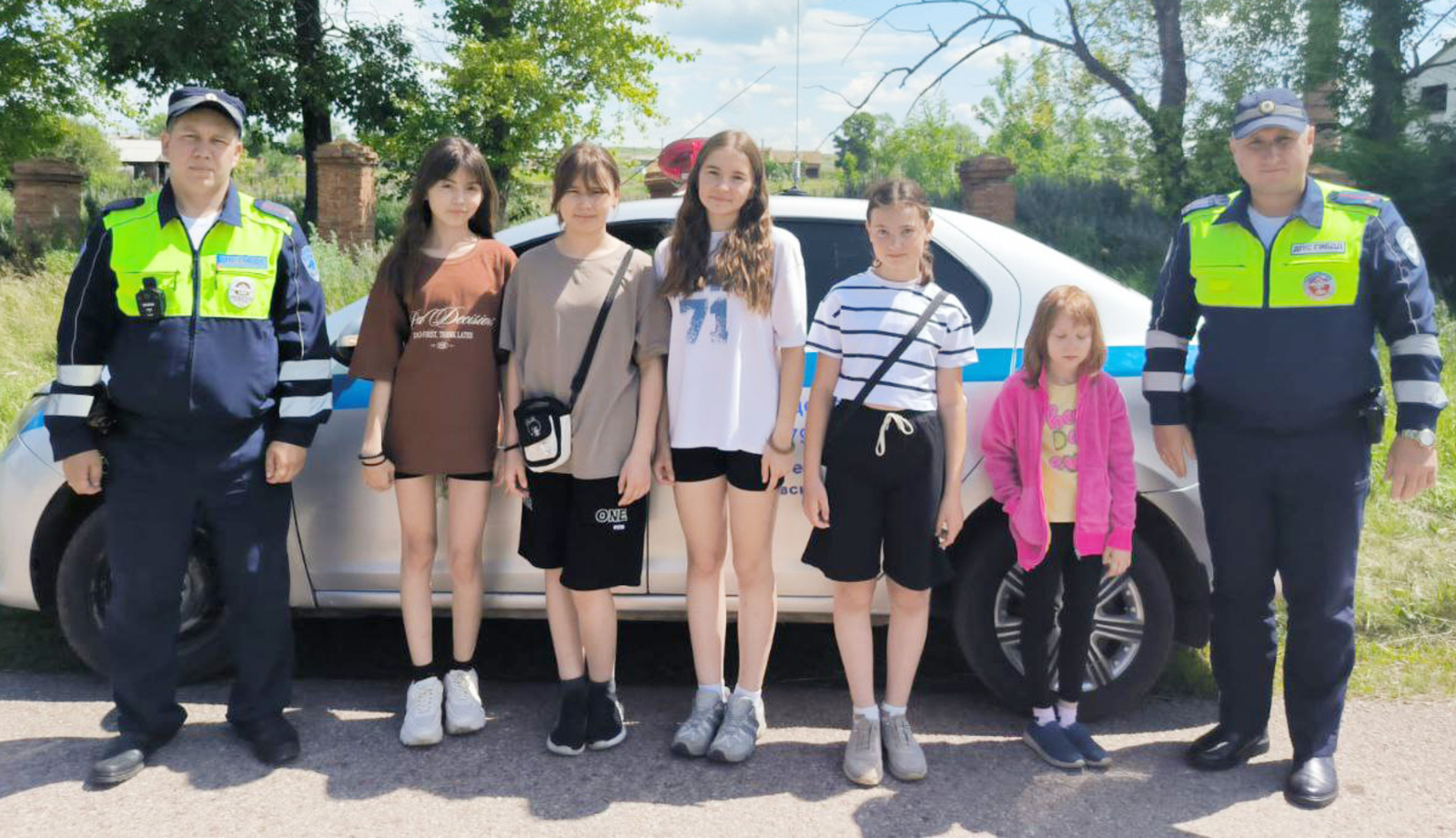 Обеспечивают порядок на дорогах