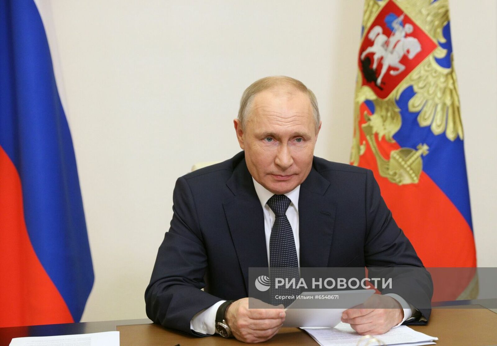 Путин отметил огромный вклад Космических войск в обороноспособность