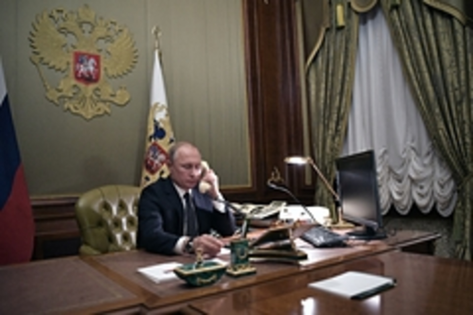 Путин провел телефонный разговор с новым канцлером Германии