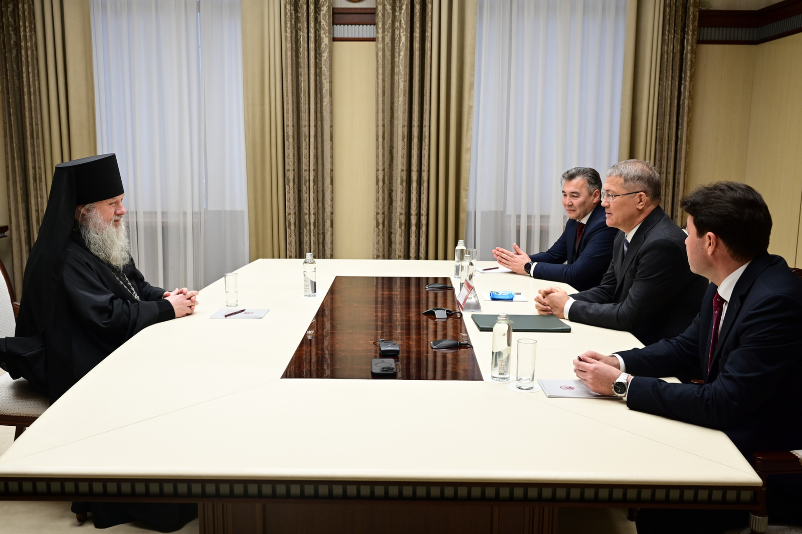 Радий Хабиров встретился с новым руководителем Башкортостанской митрополии