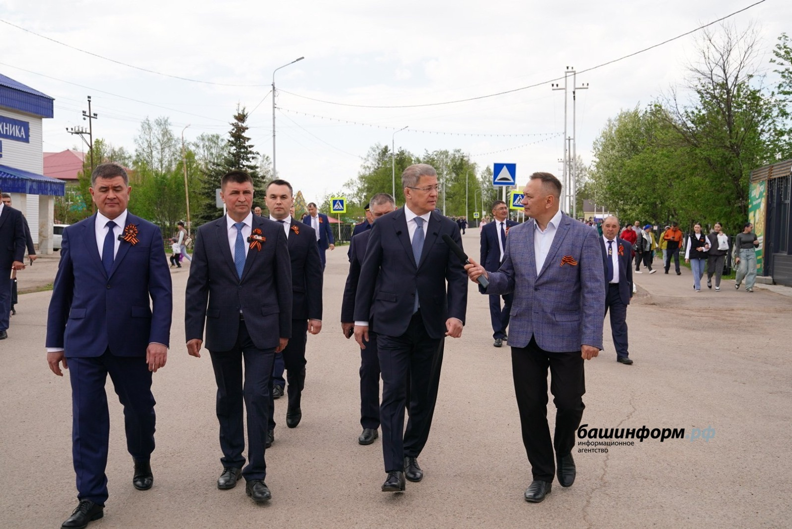 Глава Башкирии рассказал о планах благоустройства главных площадей райцентров