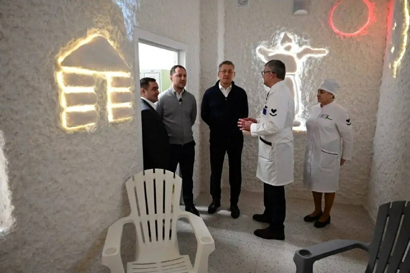 Глава Башкирии Радий Хабиров открыл в Янауле новую детскую поликлинику