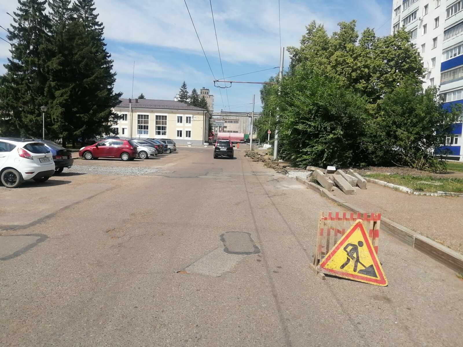 В городе Стерлитамак РБ ремонтируют дороги