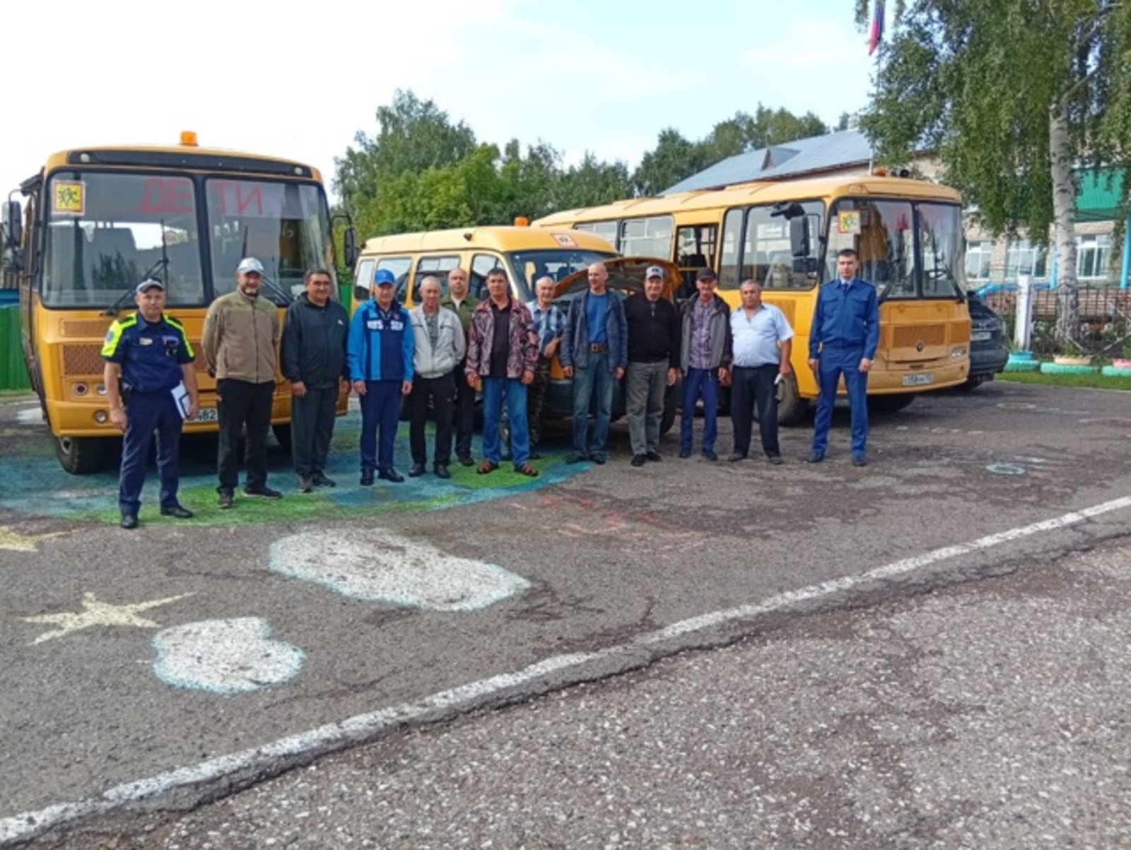 Проверили школьные автобусы