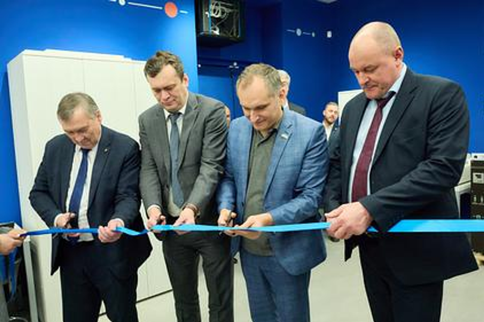 В УГНТУ открылась современная лаборатория по металловедению