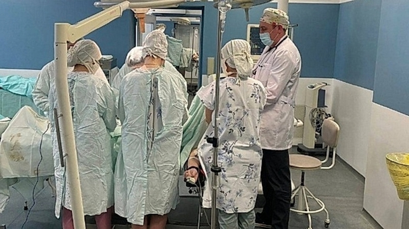 Буздякская больница получила новые хирургические светильники