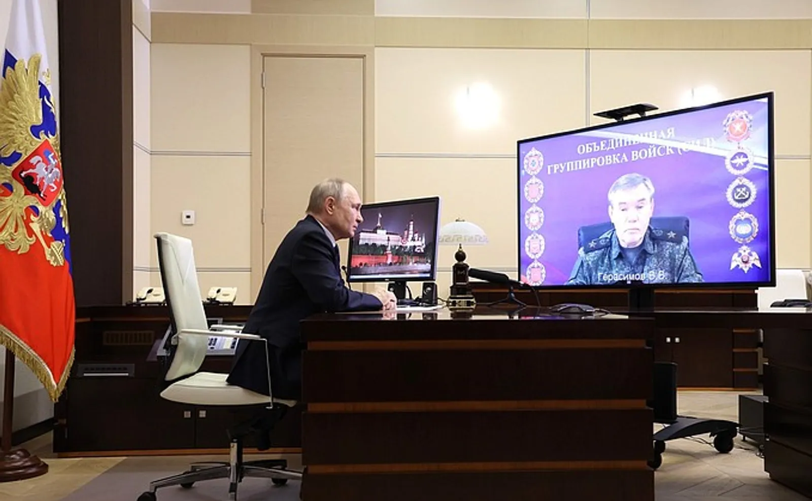 Владимир Путин встретился с начальником Генштаба ВС РФ Валерием Герасимовым