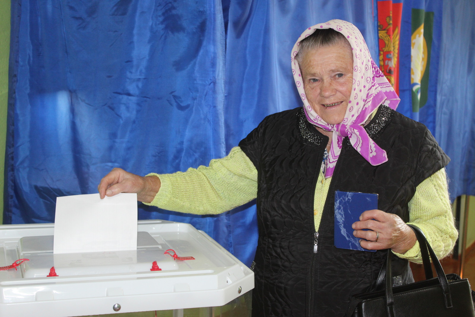 На голосование пришли всей улицей