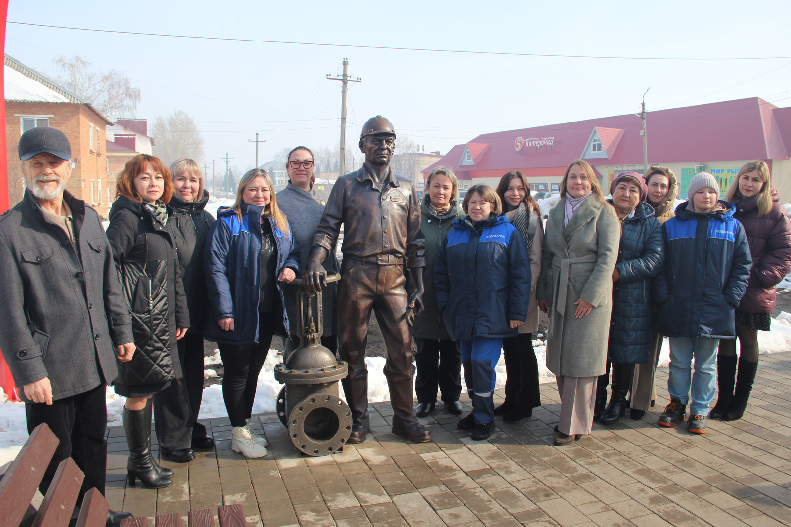 В Мелеузе открыли памятник работникам жилищно-коммунального хозяйства
