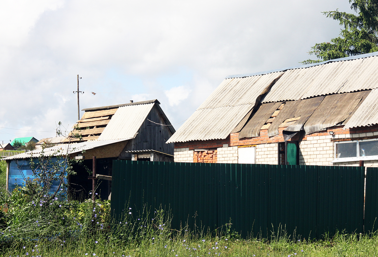 В Фёдоровку обрушилась непогода