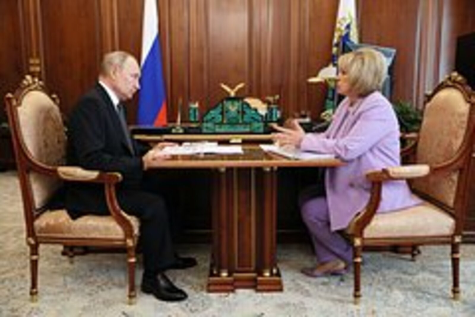Путин наградил Памфилову орденом за заслуги перед Отечеством II степени