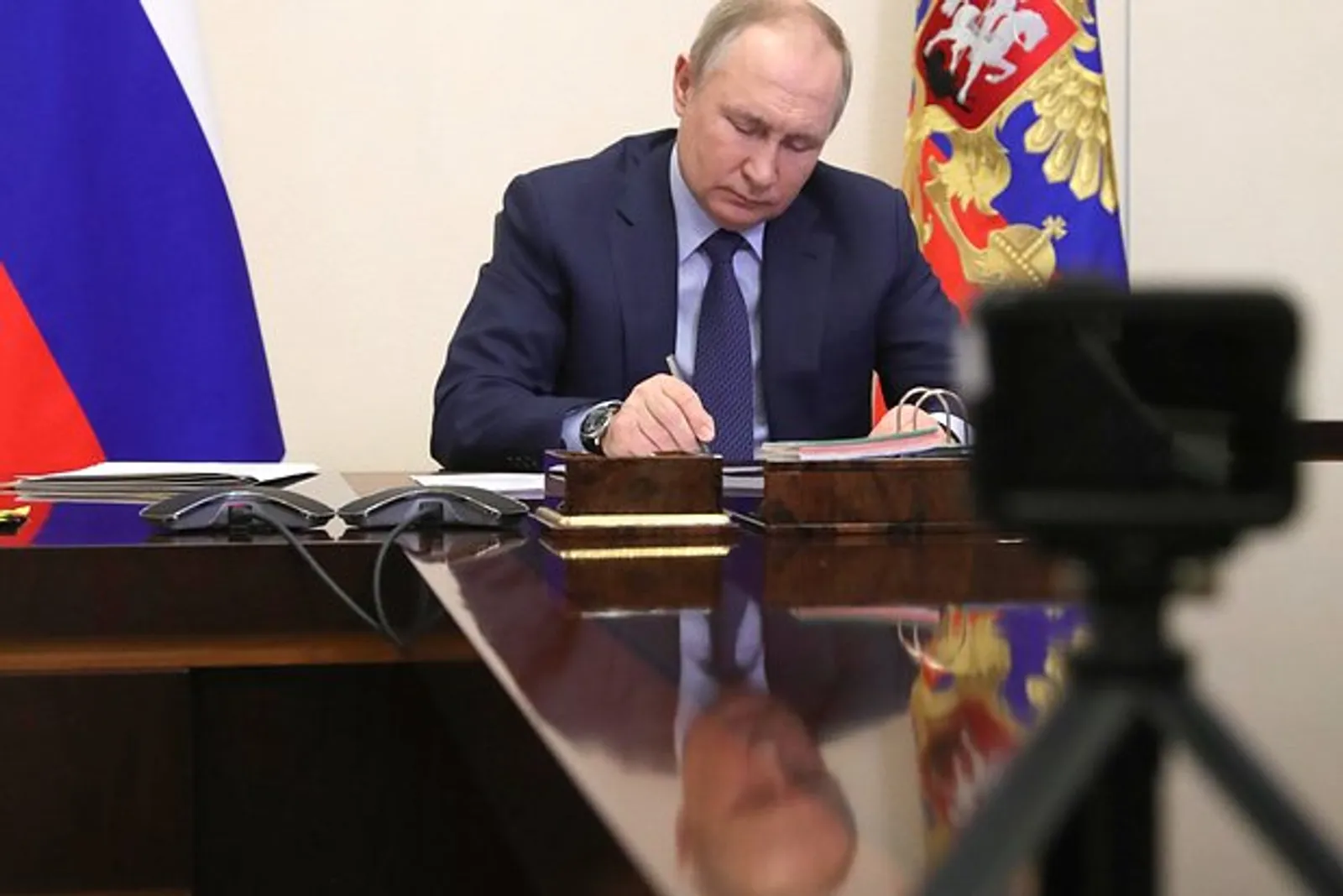 Путин внес на ратификацию в ГД соглашение с Таджикистаном о миграции