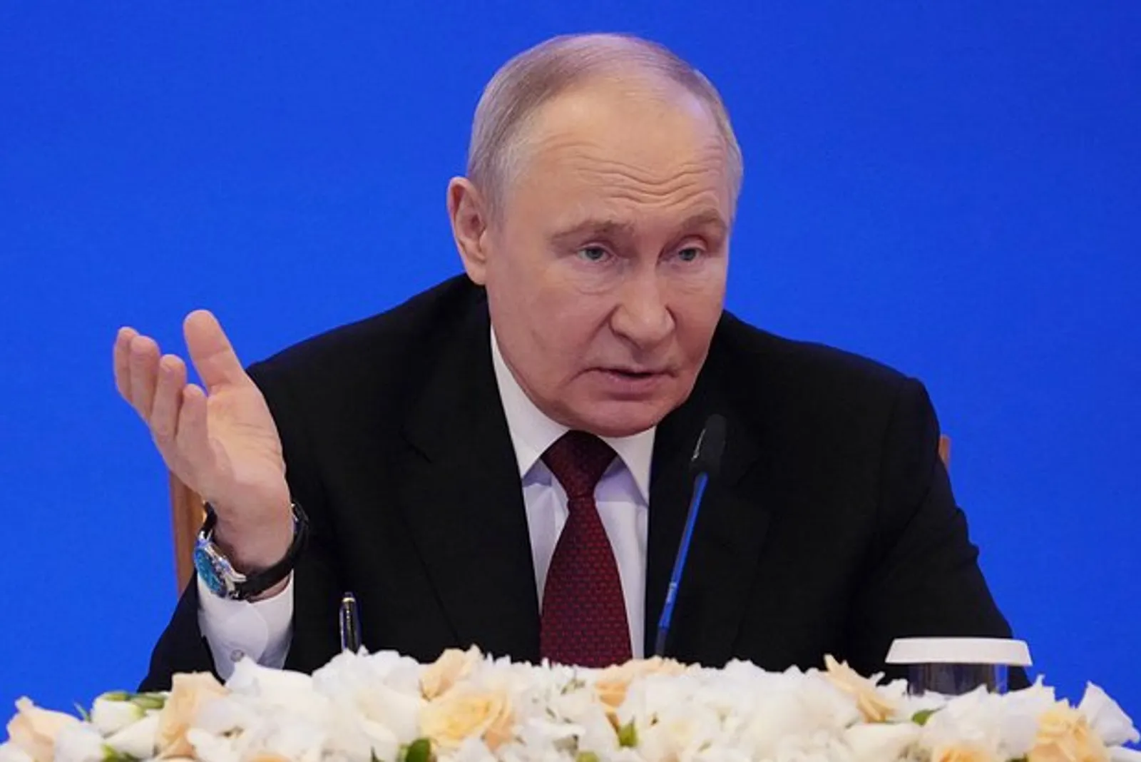 Путин обсудил с постсоветским лидером ситуацию с Арменией