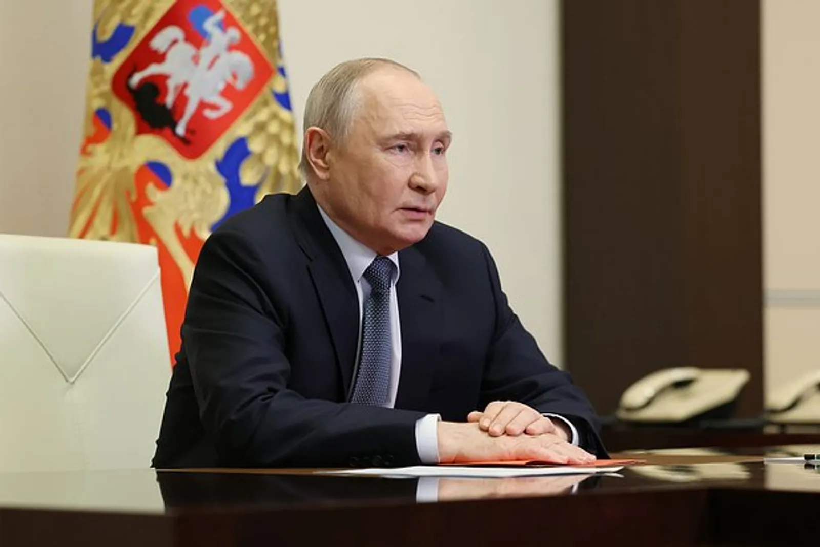 Путин назвал непростой ситуацию в российском приграничье