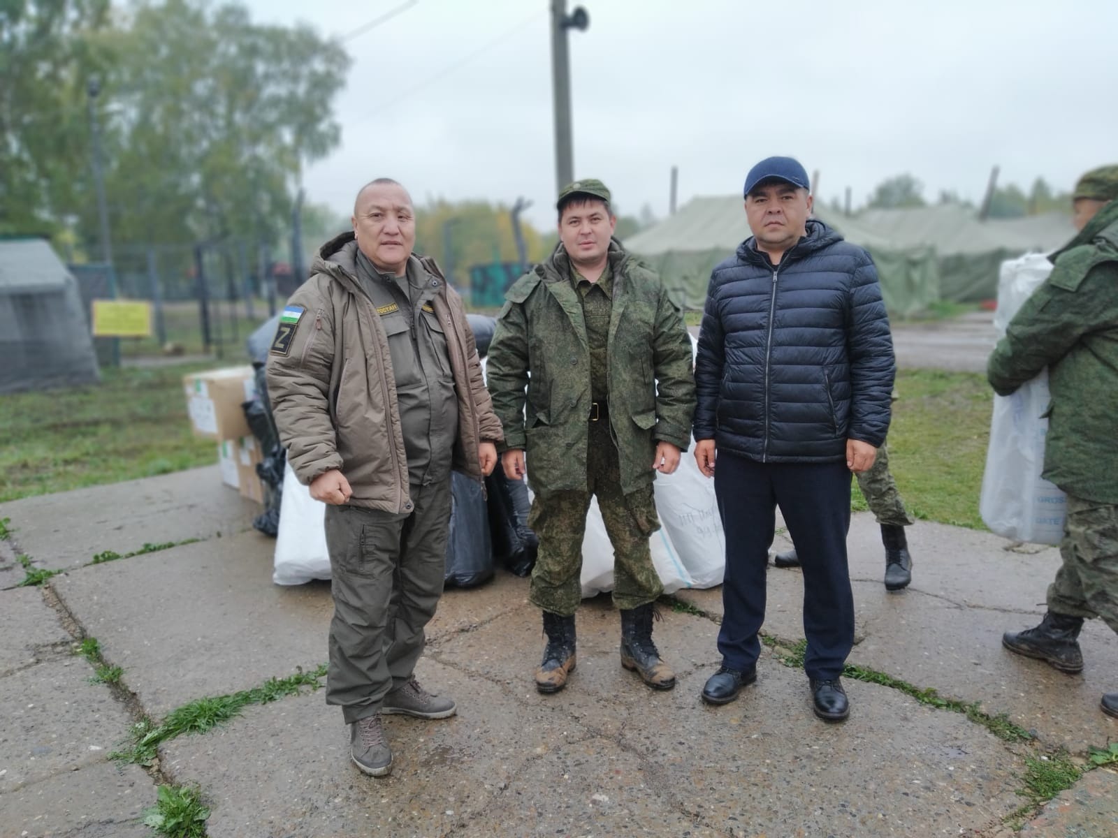 Призывникам Республики Башкортостан в местах боевого слаживания доставили нужные вещи