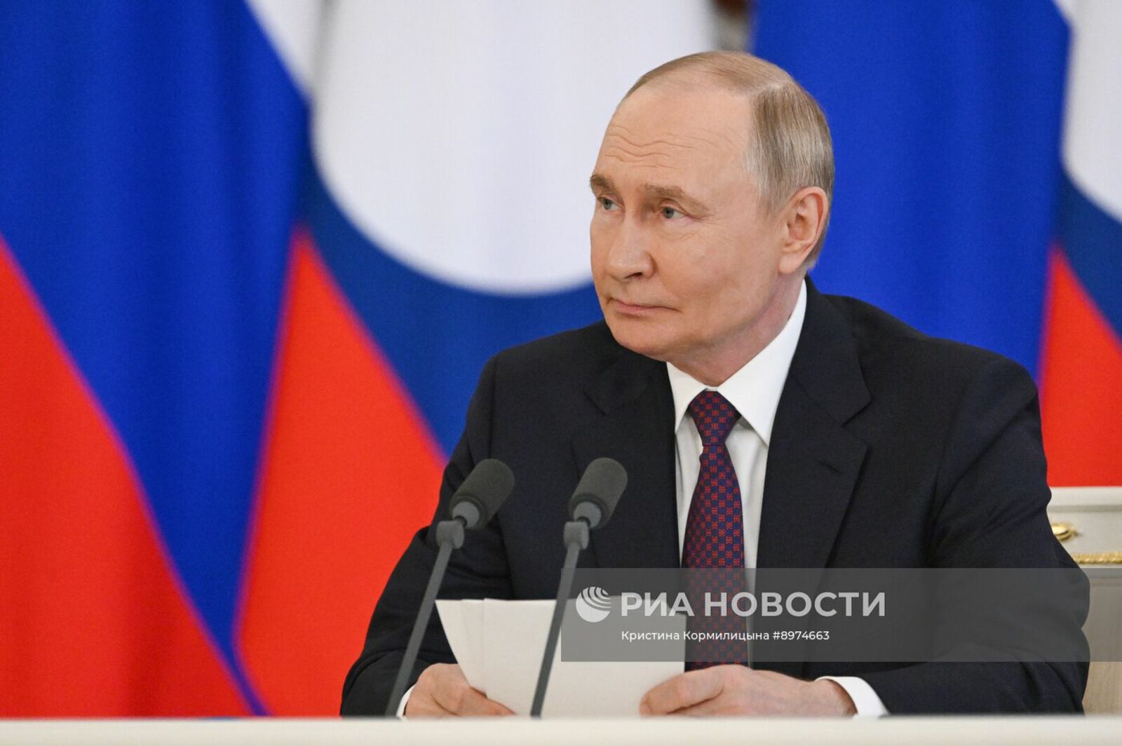 Путин расширил действие указа о волонтерской деятельности в новых регионах