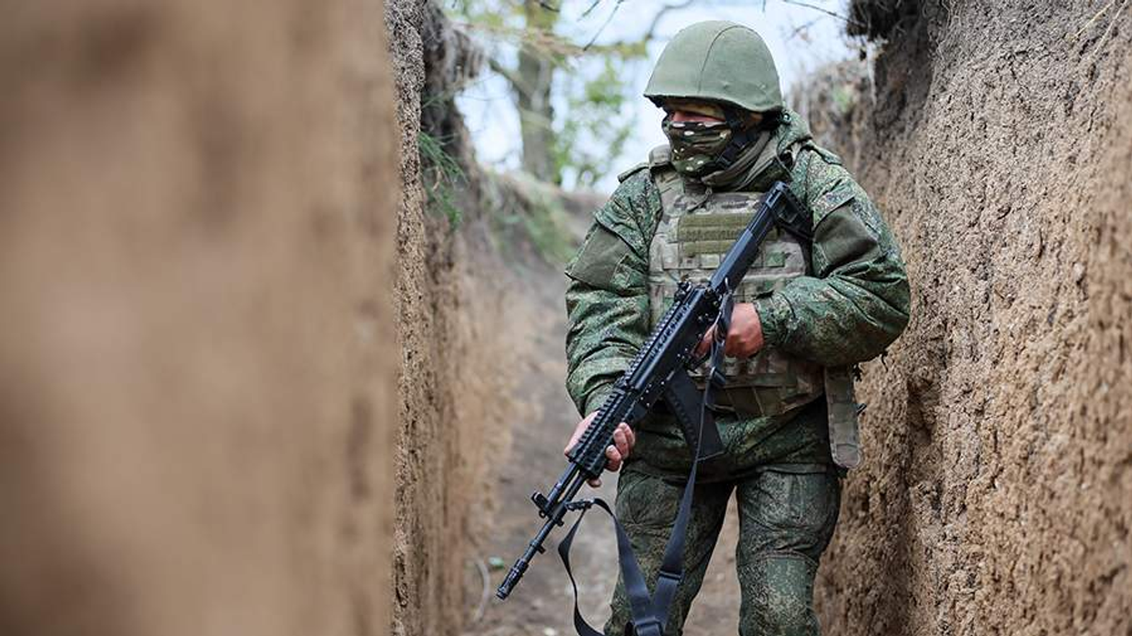 Путин подписал закон о статусе ветерана для добровольцев-штурмовиков СВО