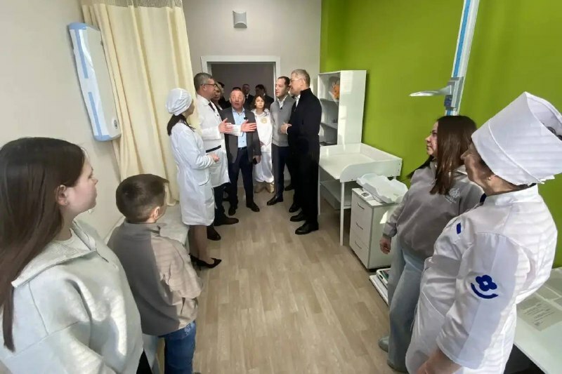 Глава Башкирии Радий Хабиров открыл в Янауле новую детскую поликлинику